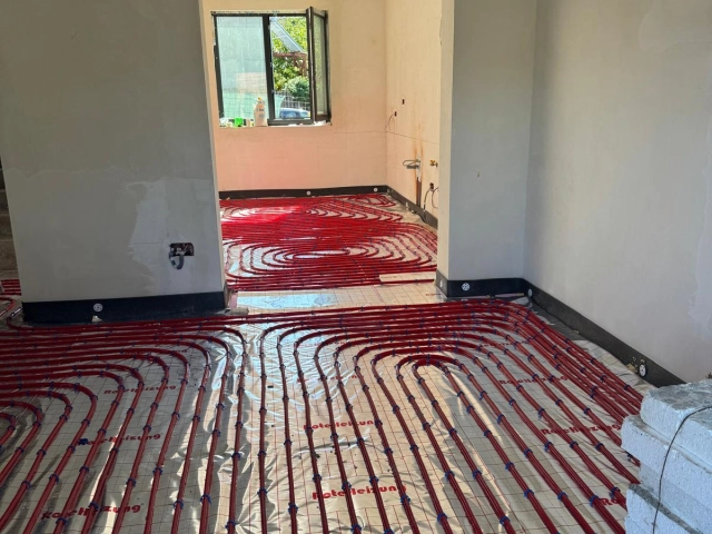 Casa 4 camere - Podul de Fier