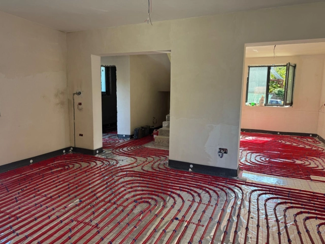 Casa 4 camere - Podul de Fier